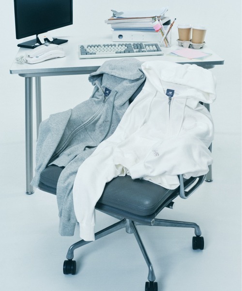 NEW BALANCE（ニューバランス）の「【New Balance for emmi】ダブルジップフーディースウェット（スウェット・レディース・グレー・M）」の18枚目の写真