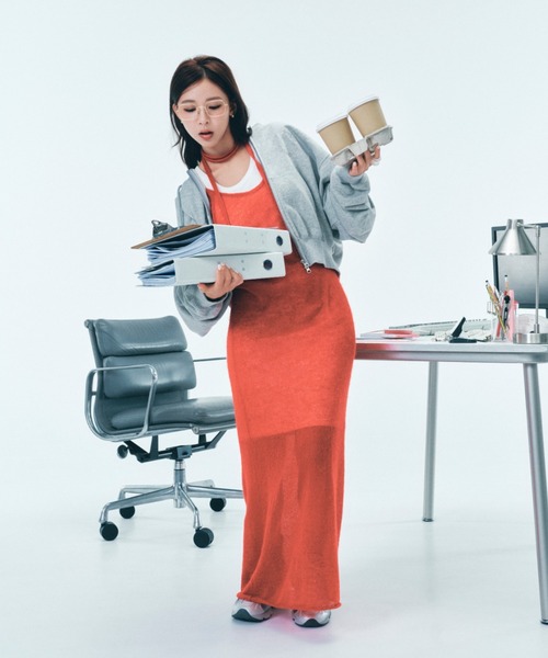 NEW BALANCE（ニューバランス）の「【New Balance for emmi】ダブルジップフーディースウェット（スウェット・レディース・グレー・M）」の17枚目の写真