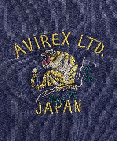 AVIREX（アヴィレックス）の「SOUVENIR COLLECTION-WASHED T-SHIRT 'FAR EAST TOUR'（Tシャツ/カットソー・メンズ・ネイビー・M/L/XL/XXL）」の7枚目の写真