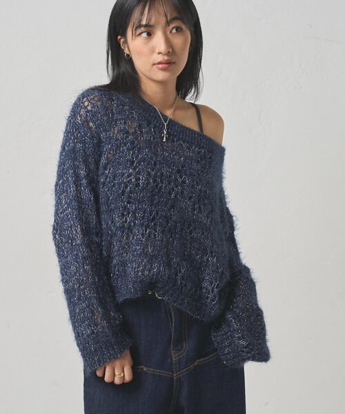 WHO'S WHO gallery（フーズフーギャラリー）の「【WEB限定】HiNTラメオフショルニット（ニット/セーター・レディース・グレー/ブラウン/ネイビー・FREE）」の17枚目の写真