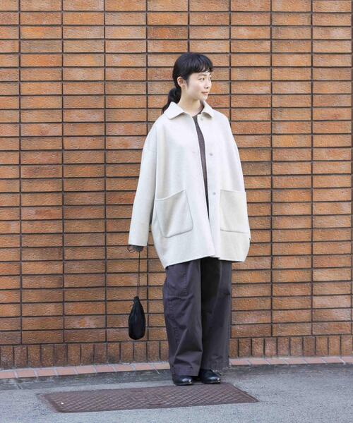 かぐれ　新品　今季　ウールステンカラーショートコート　2025秋冬　チャコール かぐれ（カグレ）の「ウールステンカラーショートコート（ステンカラー