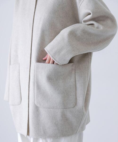 新品タグつき かぐれ ウールステンカラーショートコート かぐれ（カグレ）の「ウールステンカラーショートコート（ステン