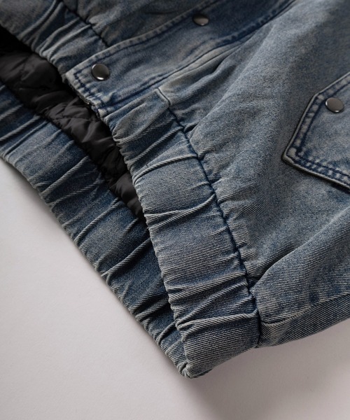 SlashDate（スラッシュデイト）の「【82】2WAY ヴィンテージライク デニム ファーフード ブルゾン（ブルゾン・メンズ・ブルー/ブラック・M/L）」の9枚目の写真