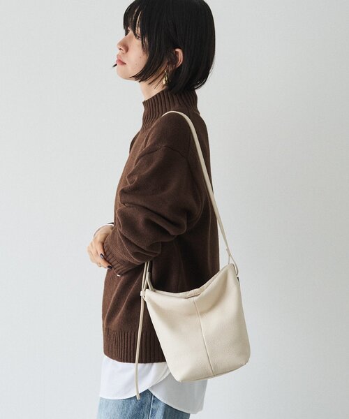 russet（ラシット）の「【再値下げ】レザーミニショルダーバッグ（ショルダーバッグ・レディース・ブラック/アイボリー/グレー系その他・FREE）」の11枚目の写真