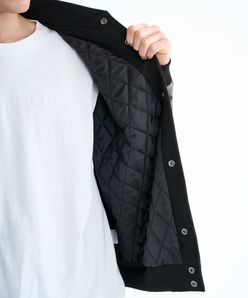 ELEMENT(エレメント)の「ELEMENT メンズ STADIUM JACKET ジャケット 【2025年秋冬モデル】 @autumn/エレメントスタジアムジャンパー(スタジャン)(ブルゾン・メンズ・ホワイト×ブラック/ブラック・MEDIUM/LARGE/X-LARGE)」の17枚目の写真