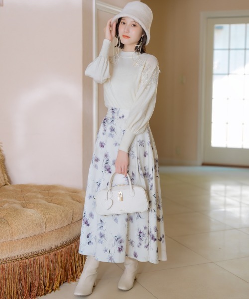 WILLSELECTION（ウィルセレクション）の「フラワープリントボリュームタックスカート（スカート・レディース・ホワイト系その他/レッド系その他/ブラウン系その他・FREE）」の4枚目の写真