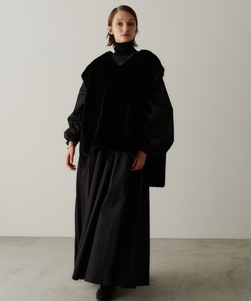 PERNA（ペルナ）の「サイドベルトファージレ（ベスト・レディース・ブラック/アイボリー・FREE）」の18枚目の写真