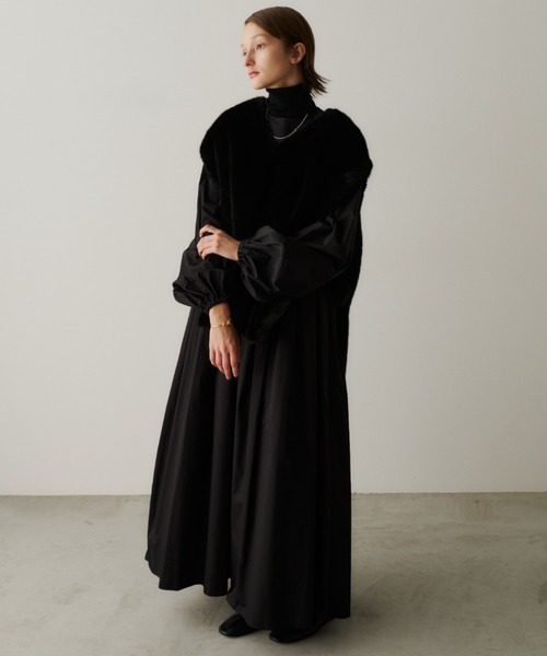 PERNA（ペルナ）の「サイドベルトファージレ（ベスト・レディース・ブラック/アイボリー・FREE）」の19枚目の写真