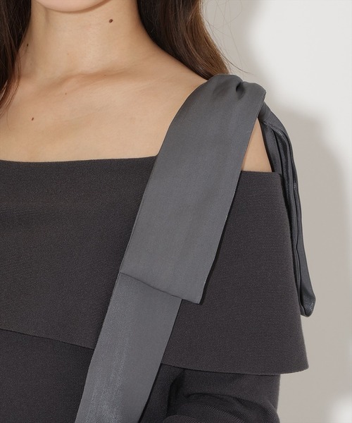 AND COUTURE(アンドクチュール)の「ショルダーリボンニットドッキングワンピース(ワンピース・レディース・チャコールグレー/ブラック/ピンク・FREE)」の18枚目の写真