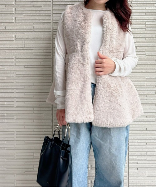 merrylatte（メリーラテ）の「ノーカラー ペプラム ファー ベスト【Muller Rossi】（ベスト・レディース・ベージュ・FREE）」の10枚目の写真