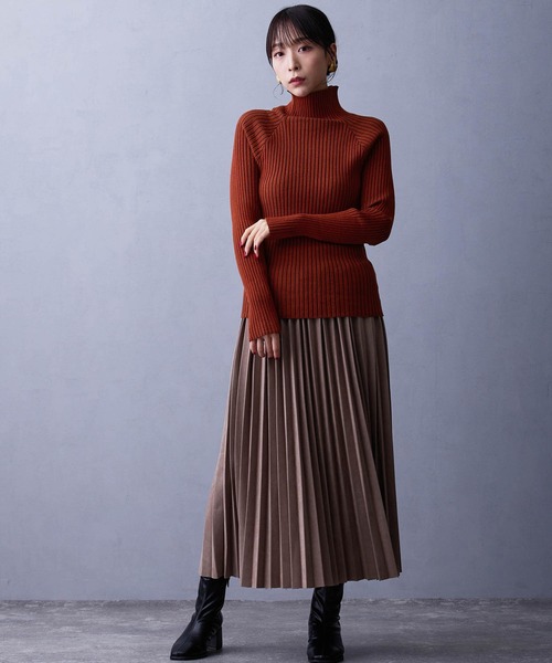 NICOLE white（ニコルホワイト）の「プレーティングリブタートル（ニット/セーター・レディース・ブラック/オフホワイト/グレー/テラコッタ・FREE）」の6枚目の写真