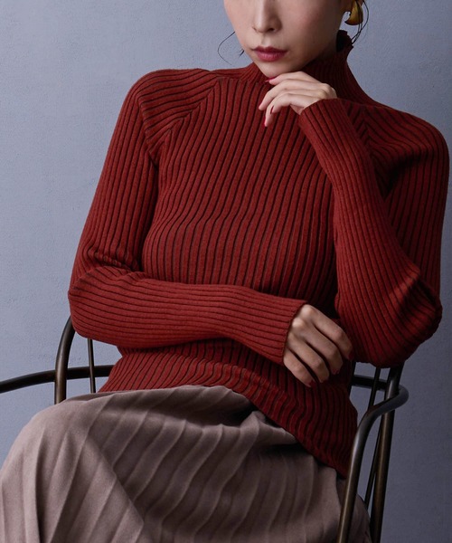 NICOLE white（ニコルホワイト）の「プレーティングリブタートル（ニット/セーター・レディース・ブラック/オフホワイト/グレー/テラコッタ・FREE）」の12枚目の写真