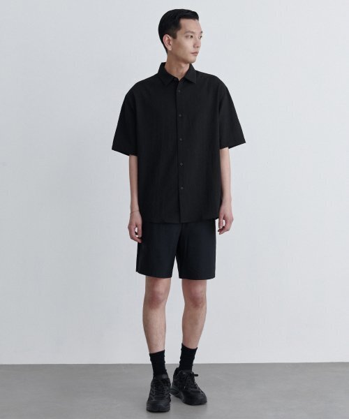 MUSINSA STANDARD（ムシンサスタンダード）の「リラックスドリネンライク半袖シャツ[ブラック]（シャツ/ブラウス・メンズ・その他・SMALL/MEDIUM/LARGE/X-LARGE/XX-LARGE）」の3枚目の写真