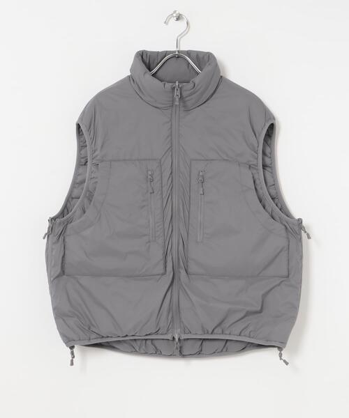 URBAN RESEARCH（アーバンリサーチ）の「DAIWA PIER39　Ws TECH REVERSIBLE CLIMBERS PUFFVEST（ダウンベスト・レディース・ブラック/ライトグレー/ネイビー・FREE）」の15枚目の写真