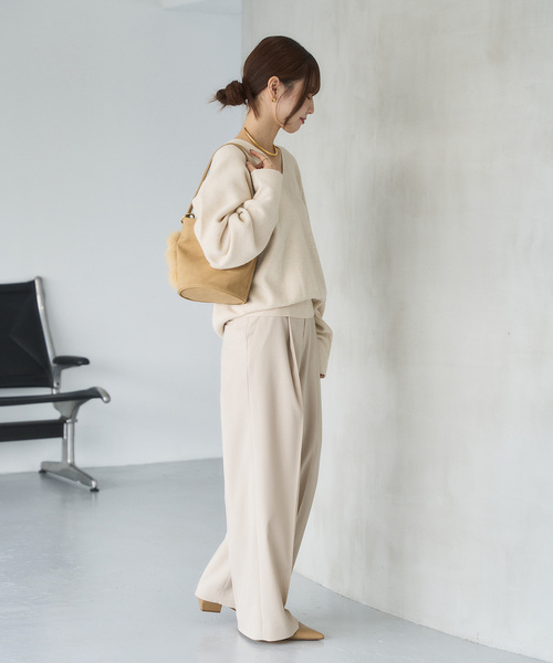 LE TALON（ルタロン）の「《追加》4cmディープカットパンプス（パンプス・レディース・ベージュ/ブラック系その他/アイボリー・22cm/22.5cm/23cm/23.5cm/24cm/24.5cm/25cm）」の20枚目の写真