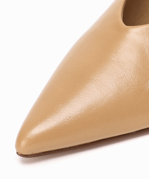 LE TALON（ルタロン）の「《追加》4cmディープカットパンプス（パンプス・レディース・ベージュ/ブラック系その他/アイボリー・22cm/22.5cm/23cm/23.5cm/24cm/24.5cm/25cm）」の7枚目の写真
