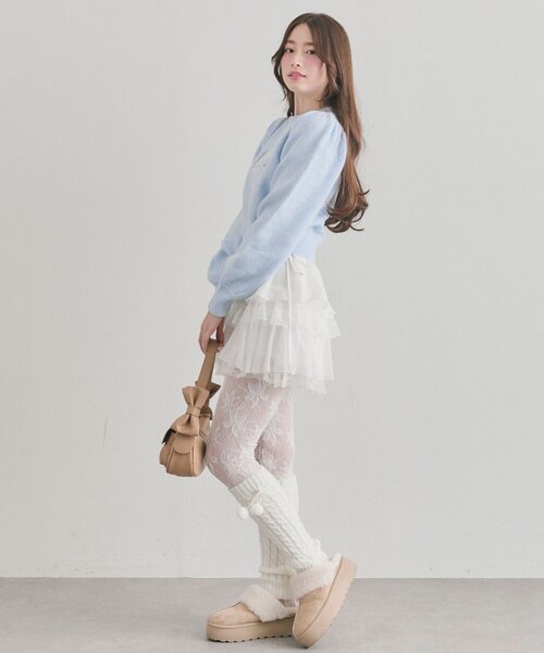 OLIVE des OLIVE（オリーブデオリーブ）の「スパンコール刺繍トップス（ニット/セーター・レディース・オフホワイト/トップグレー/サックスブルー/ブラック・FREE）」の18枚目の写真