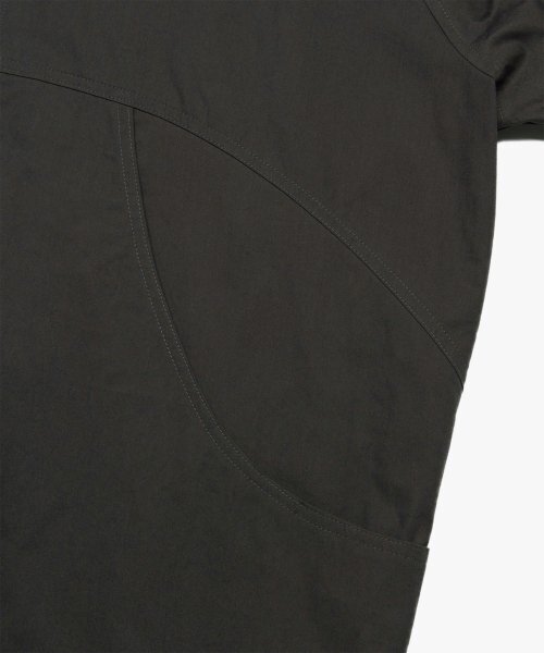 LMCの「CURVED WINDBREAKER JACKET charcoal(ナイロンジャケット・レディース・その他・LARGE/X-LARGE)」の16枚目の写真