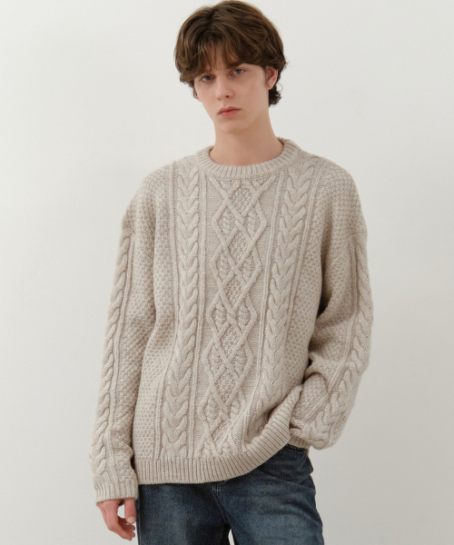 WEDNESDAY OASIS（ウェンズデーオアシス）の「アーデンケーブルラウンドニット_BEIGE(WC25-KN91)（ニット/セーター・メンズ・ベージュ・MEDIUM/LARGE）」の2枚目の写真