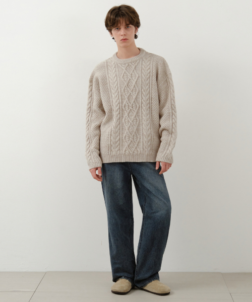 WEDNESDAY OASIS（ウェンズデーオアシス）の「アーデンケーブルラウンドニット_BEIGE(WC25-KN91)（ニット/セーター・メンズ・ベージュ・MEDIUM/LARGE）」の3枚目の写真