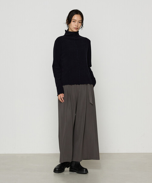 Gabardine K.T(ギャバジンケーティー)の「〔 +サイズ 〕 ニットコール タートル(Tシャツ/カットソー・レディース・オフホワイト/ライトグレー/ネイビー・13号)」の11枚目の写真