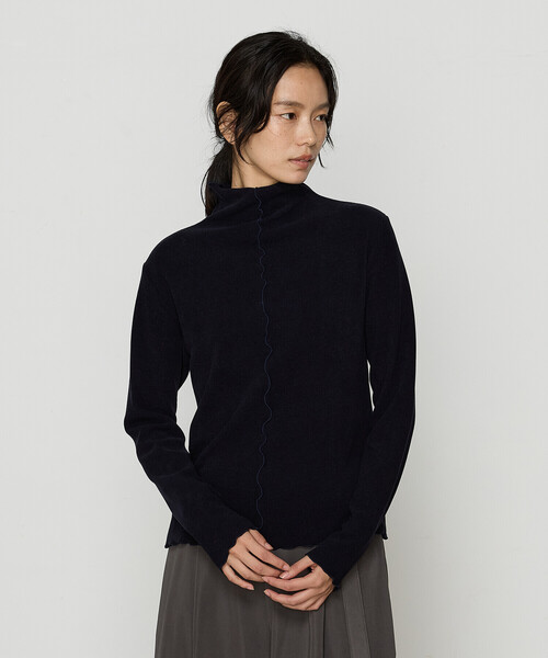 Gabardine K.T(ギャバジンケーティー)の「〔 +サイズ 〕 ニットコール タートル(Tシャツ/カットソー・レディース・オフホワイト/ライトグレー/ネイビー・13号)」の12枚目の写真