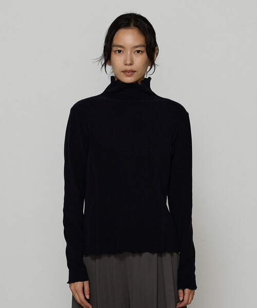 Gabardine K.T(ギャバジンケーティー)の「〔 +サイズ 〕 ニットコール タートル(Tシャツ/カットソー・レディース・オフホワイト/ライトグレー/ネイビー・13号)」の14枚目の写真