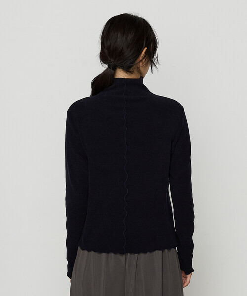 Gabardine K.T(ギャバジンケーティー)の「〔 +サイズ 〕 ニットコール タートル(Tシャツ/カットソー・レディース・オフホワイト/ライトグレー/ネイビー・13号)」の16枚目の写真