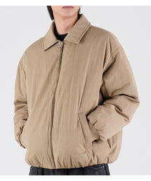 BUTTON SEOUL（ボタンソウル）の「[ダックダウン 80/20] ミニマルダックダウンジップアップブルゾンジャケット (ブラウン)（ダウンジャケット/コート）」