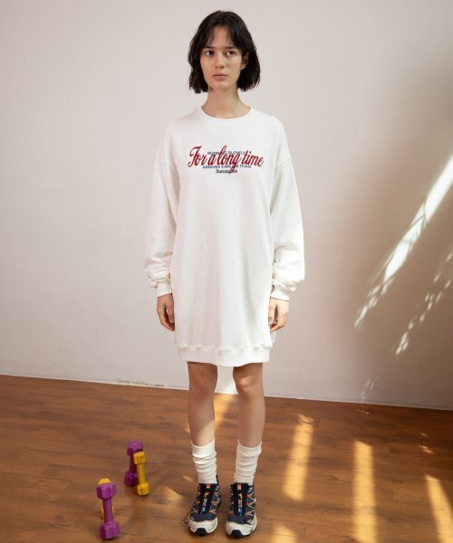 MENASOO（ミナス）の「WOMEN SLOGAN LOOSE-FIT DRESS_IVORY（ワンピース・レディース・アイボリー・F）」の2枚目の写真