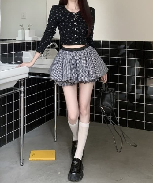 Mejoul（メジュール）の「【2026春夏新作】【インパン付】ウエストゴムボリュームバルーンミニスカート（スカート・レディース・ホワイト/ブラック/ブラック系その他・M/L）」の11枚目の写真