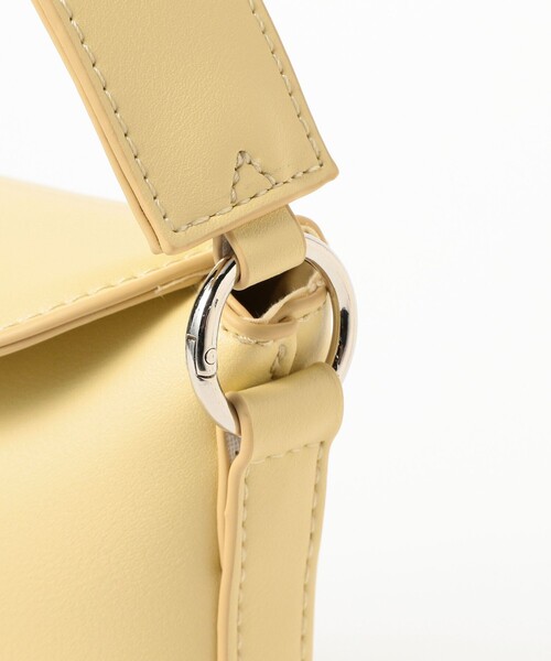 BEAMS HEART（ビームスハート）の「太ベルト 2WAY スクエア バッグ（ショルダーバッグ・レディース・ブラック/ブラウン/イエロー系その他4・ONE SIZE）」の5枚目の写真