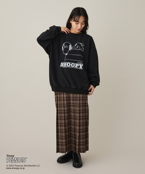 Vintage PEANUTS（ビンテージピーナッツ）の「【PEANUTS/SNOOPY】スノーウォッシュボンディング裏毛スウェット（スウェット・レディース・ブラウン/ブラック/グレイッシュベージュ・M/L/XL）」の21枚目の写真