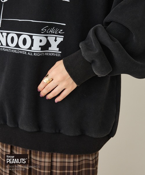 Vintage PEANUTS（ビンテージピーナッツ）の「【PEANUTS/SNOOPY】スノーウォッシュボンディング裏毛スウェット（スウェット・レディース・ブラウン/ブラック/グレイッシュベージュ・M/L/XL）」の10枚目の写真