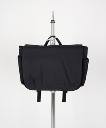 THETUNG（ザトゥン）の「Boboo (Black)（メッセンジャーバッグ）」