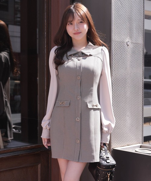 デコルテオープンクラシカルワンピース