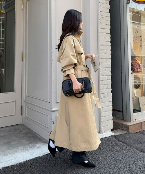 発売のたびに即完売する大人気アイテム】袖ボリュームトレンチコート