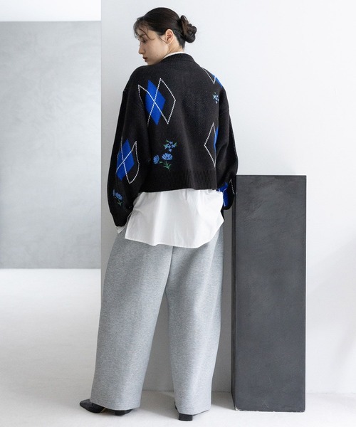 RAGEBLUE(レイジブルー)の「フラワー刺繍ニットカーディガン(ニット/セーター・レディース・ブラック/ホワイト・FREE)」の10枚目の写真