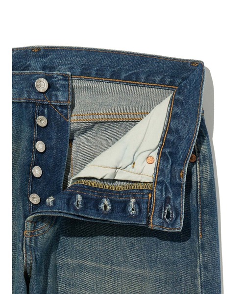 Levi's（リーバイス）の「Levi's/リーバイス 501(R) オリジナルジーンズ ミディアムインディゴ（デニムパンツ・メンズ・ダークインディゴブルー・W34 L32/W33 L32/W32 L32/W31 L32/W30 L32/W29 L32/W28 L32/W36 L32）」の6枚目の写真