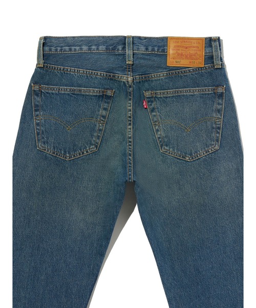 Levi's（リーバイス）の「Levi's/リーバイス 501(R) オリジナルジーンズ ミディアムインディゴ（デニムパンツ・メンズ・ダークインディゴブルー・W34 L32/W33 L32/W32 L32/W31 L32/W30 L32/W29 L32/W28 L32/W36 L32）」の7枚目の写真