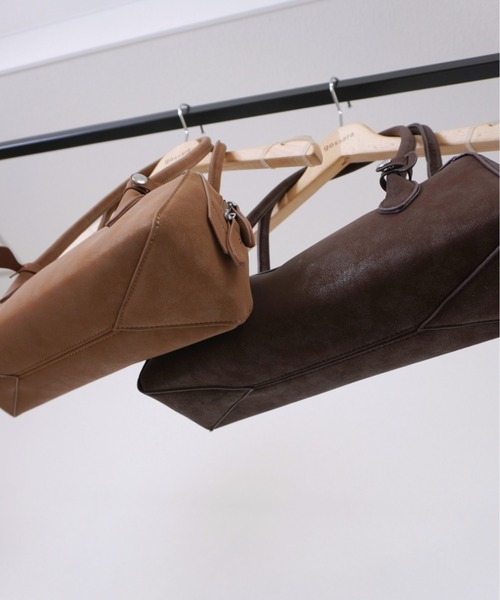 gossara（ゴサラ）の「スリムボストンショルダー（ショルダーバッグ・レディース・ブラウン/ベージュ・FREE）」の11枚目の写真