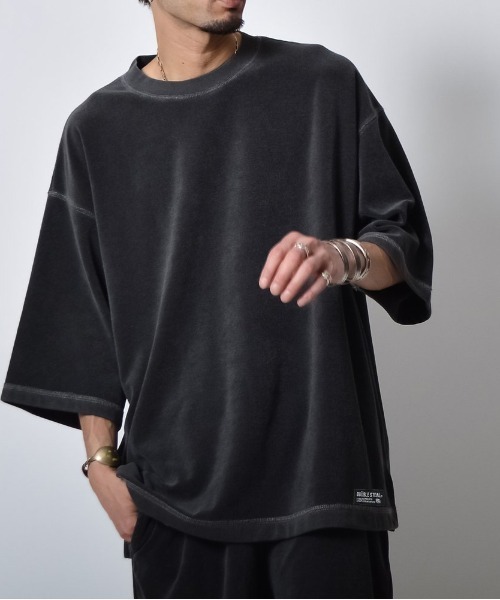 DOUBLE STEAL(ダブルスティール)の「DSピグメントパイルオーバーサイズTシャツ(Tシャツ/カットソー・メンズ・グリーン/ブラック/グレイッシュベージュ・MEDIUM/SMALL/LARGE)」の6枚目の写真