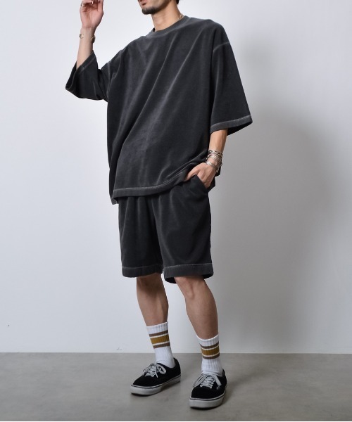DOUBLE STEAL(ダブルスティール)の「DSピグメントパイルオーバーサイズTシャツ(Tシャツ/カットソー・メンズ・グリーン/ブラック/グレイッシュベージュ・MEDIUM/SMALL/LARGE)」の10枚目の写真