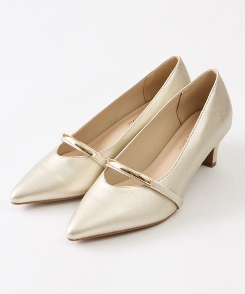 AIMER(エメ)の「メタリックバー付きパンプス(パンプス・レディース・シルバー/ゴールド・MEDIUM/LARGE)」の2枚目の写真