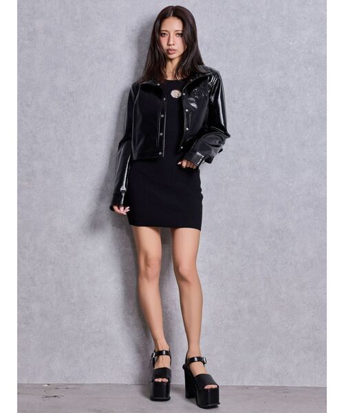 GYDA（ジェイダ）の「Symmetry GYDA EMBOSSパテントフェイクレザーショートジャケット（ライダースジャケット・レディース・ブラック/オフホワイト・FREE）」の8枚目の写真