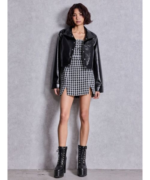 GYDA（ジェイダ）の「Symmetry GYDA EMBOSSパテントフェイクレザーショートジャケット（ライダースジャケット・レディース・ブラック/オフホワイト・FREE）」の12枚目の写真