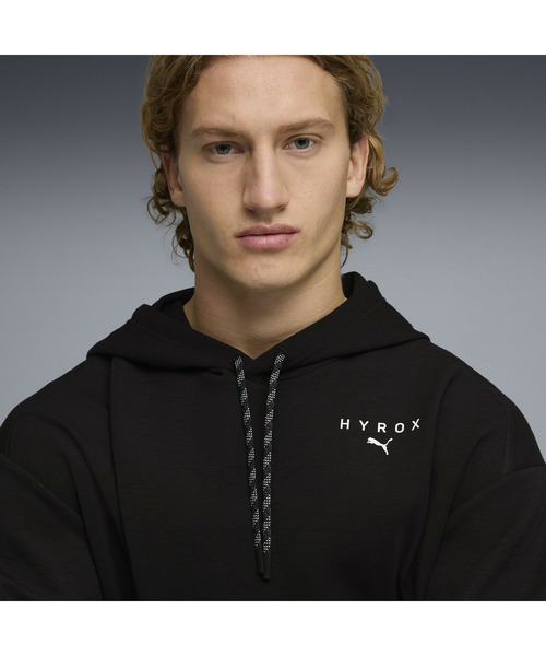 PUMA(プーマ)の「PUMA プーマ メンズ トレーニング PUMA x HYROX クラウドスパン フーディ M PUMA X(パーカー・メンズ・ブラック/ライトグレー・MEDIUM/SMALL/X-LARGE/LARGE)」の3枚目の写真