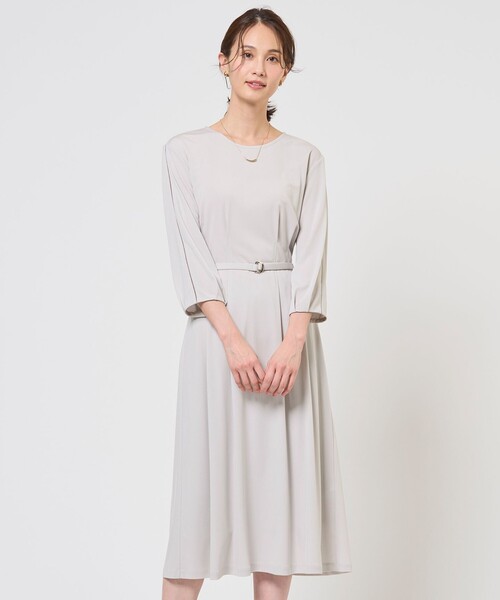 J.PRESS(ジェイプレス)の「トリアセスムース フレア ワンピース(ワンピース・レディース・ライトグレー系/ネイビー系/グレー系・11/9)」の1枚目の写真