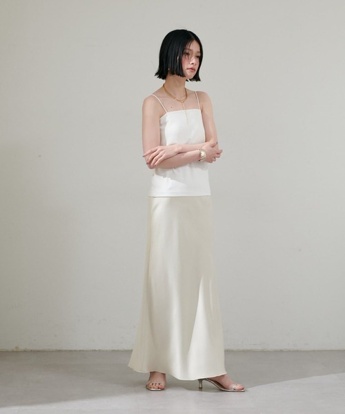LARUTA（ラルータ）の「【LARUTA】カップ付きレーヨンポンチキャミ（キャミソール・レディース・ライトグレー/ベージュ/オフホワイト/ブラック・FREE）」の7枚目の写真