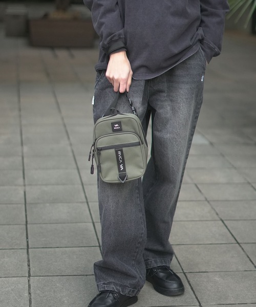 RVCA(ルーカ)の「RVCA メンズ UTILITY POUCH ショルダーバッグ 【2026年春夏モデル】(ショルダーバッグ・メンズ・オリーブ/ブラック・FREE)」の17枚目の写真
